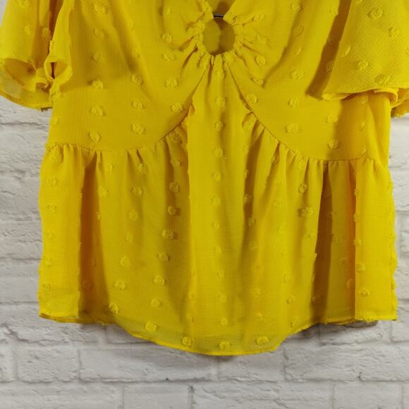 Cato Women's Yellow Swiss Dot O Ring V Neck Flutter Sleeve Flowy Blouse Top M - Picture 9 of 14